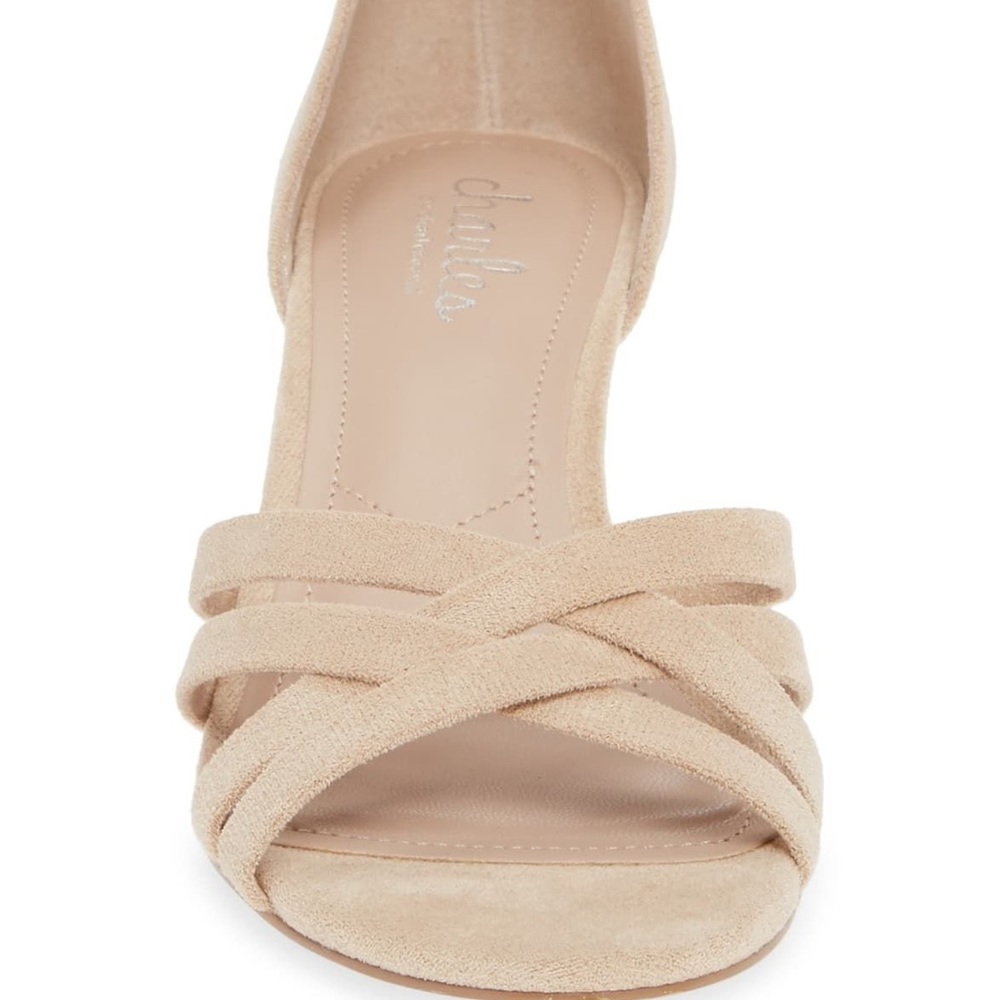 Charles David Gwenyth Wedge Sandal Nude - Picture 4 of 7